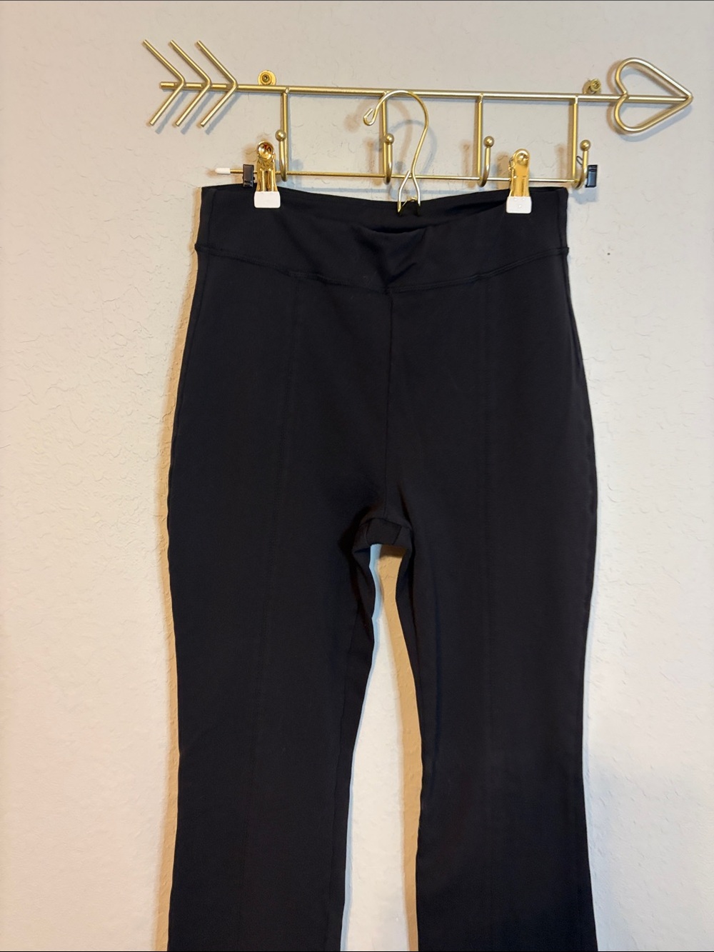 ALO Airbrush High-Waist Flutter Legging Women's Size large - Picture 3 of 4